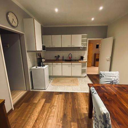 Flat For Up To 4 People In Dresden-Striesen Apartment Exterior photo